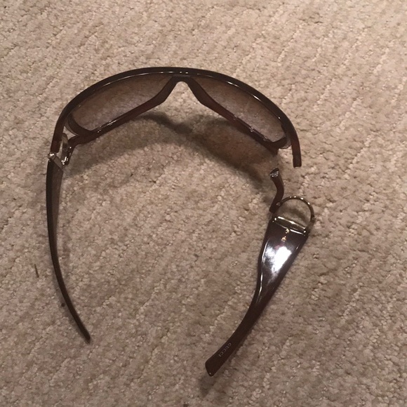 Gucci sunglasses - Picture 6 of 8